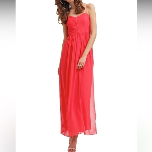 NWT BCBGENERATION Red Bittersweet Piping Spring Formal Maxi Dress Size 2 - Picture 1 of 16
